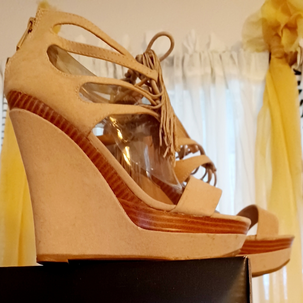 8.5 Shanghai Wedge Platform Heel..